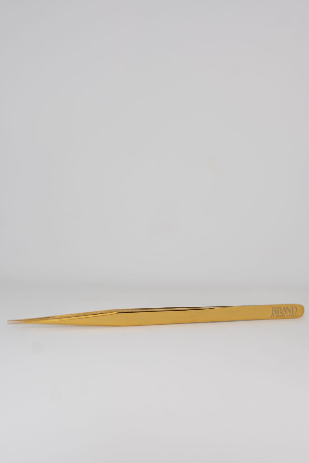 SHIRLEY TWEEZERS