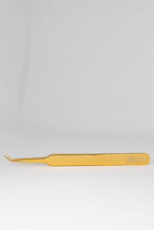 LAURA TWEEZERS