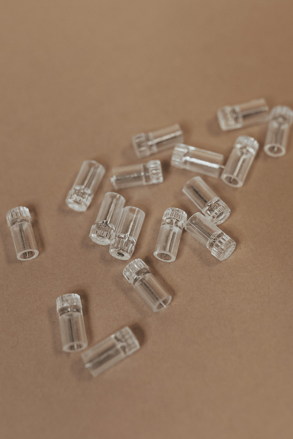 GLUE PIN