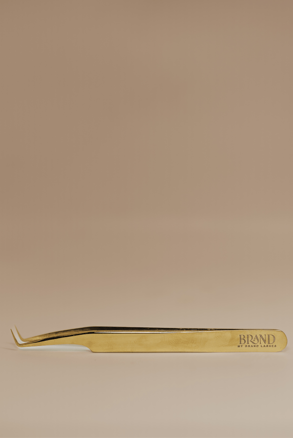 MIA TWEEZERS