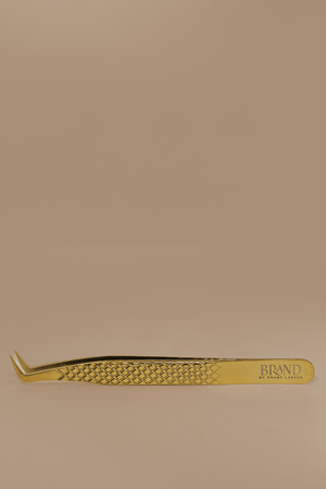MONICA TWEEZER