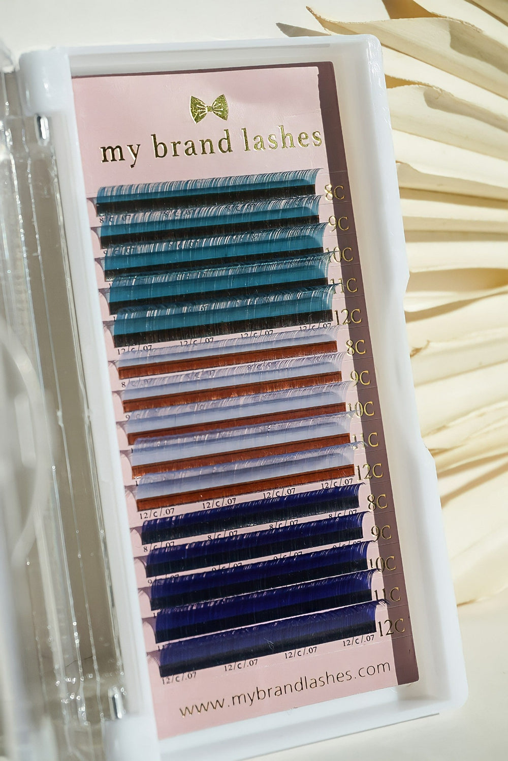 .07 MULTI COLOR LASH TRAYS