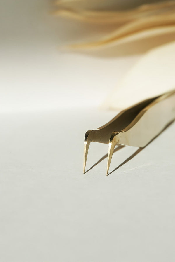 COCO VOLUME TWEEZERS